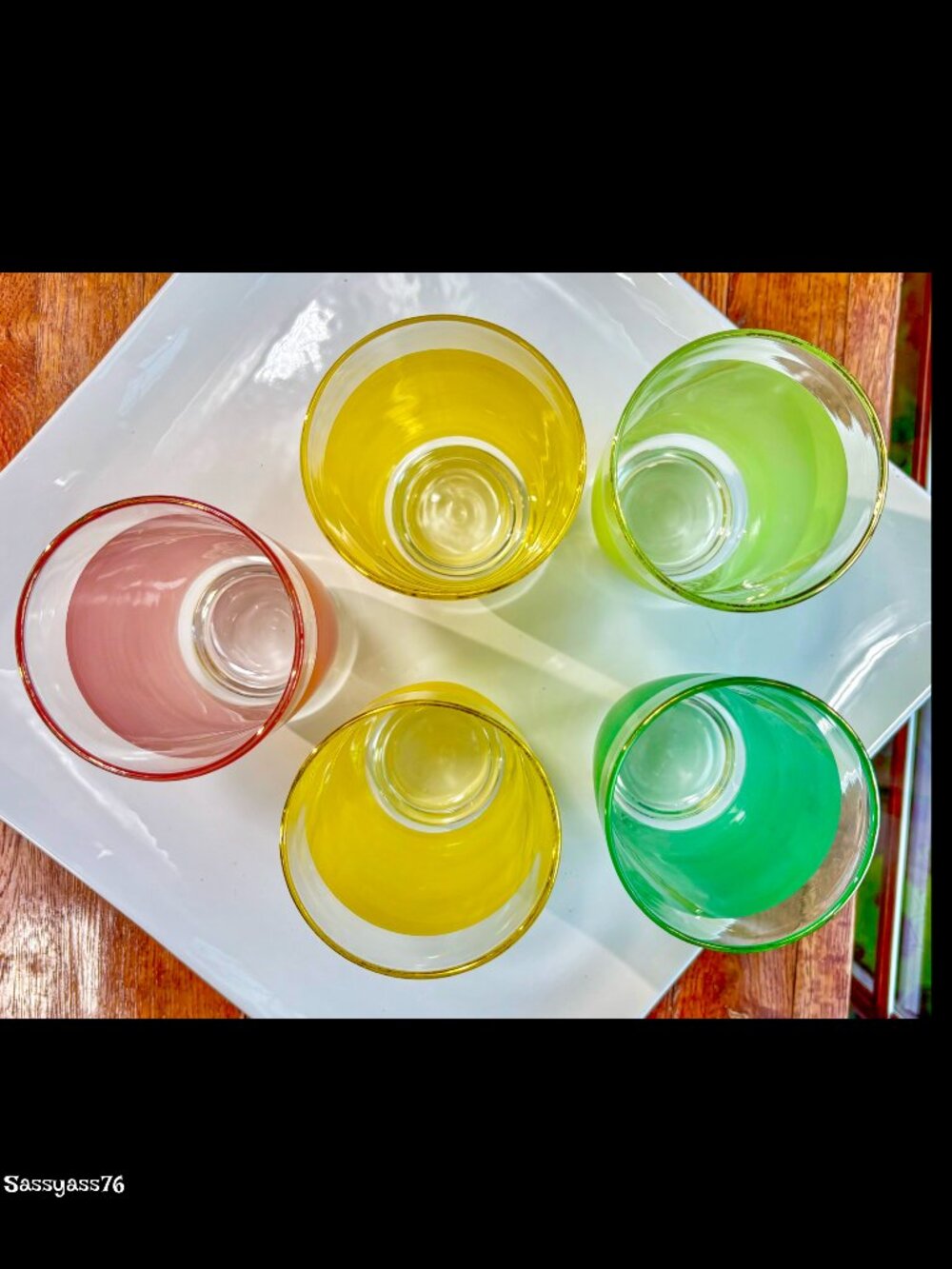 ▪️VTG▪️MCM Set of Five 5.25" Tall Assorted Pastel Color Glass Tumblers - Picture 5 of 7